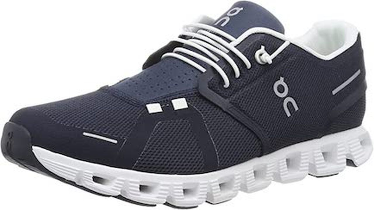 ON Men’s Cloud 5 Sneakers