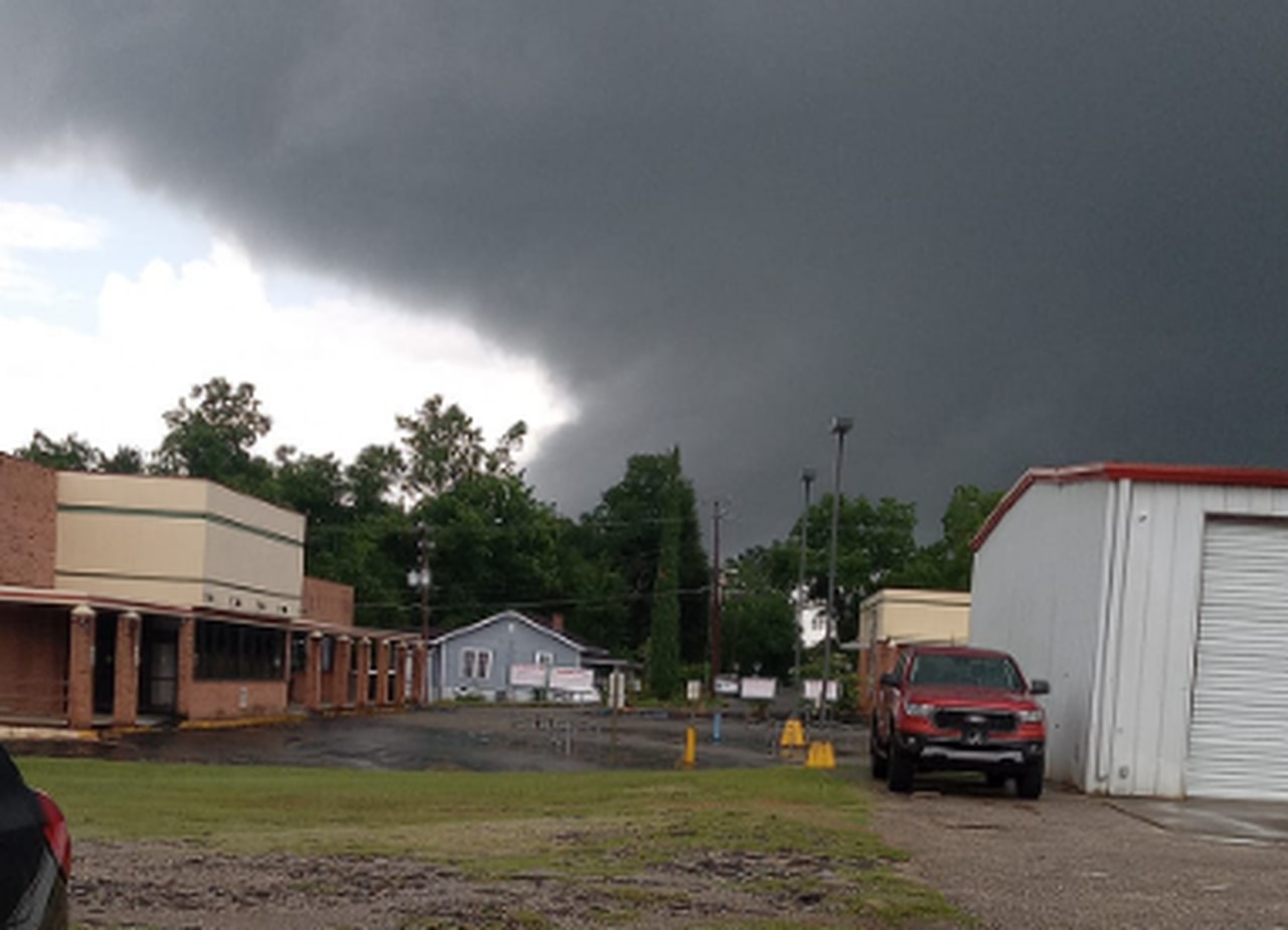 Alabama severe weather videos, pictures: Tornado reported in Abbeville