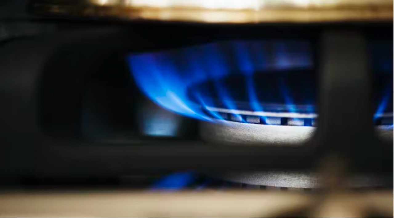 Gas stoves pose same cancer risk as secondhand cigarette smoke, study finds