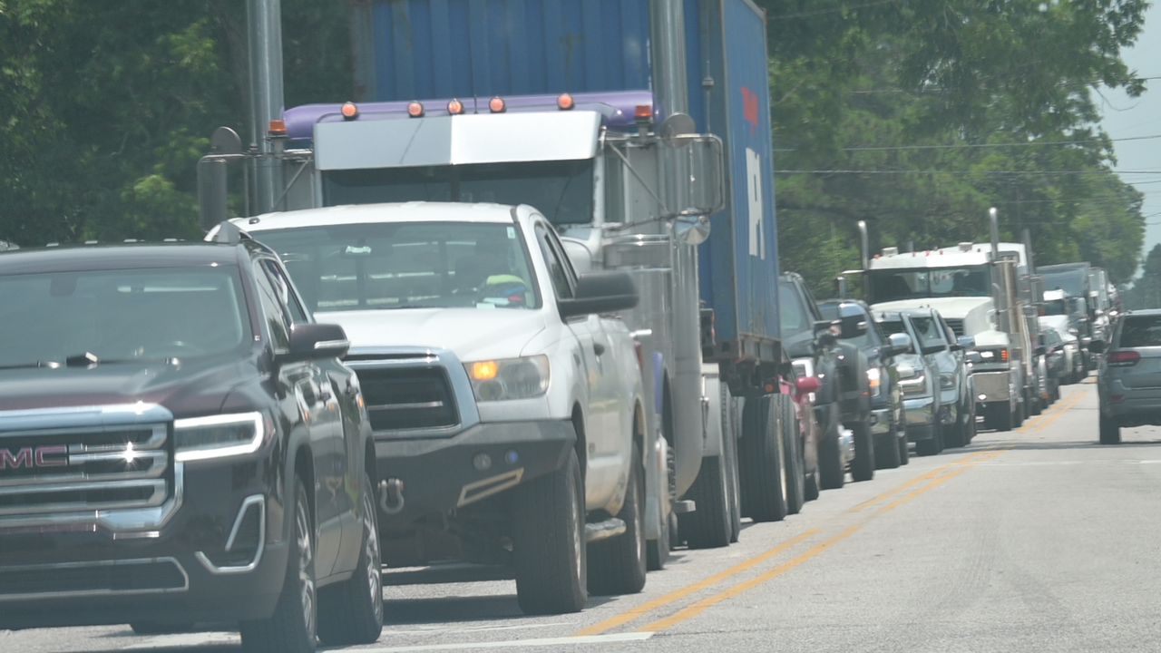 I-10 crash snarls traffic throughout the Eastern Shore