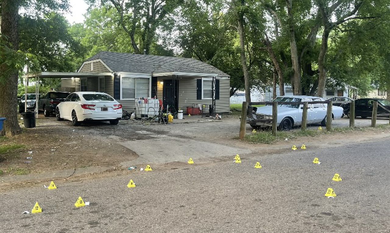 Man killed in drive-by shooting at Midfield home now identified