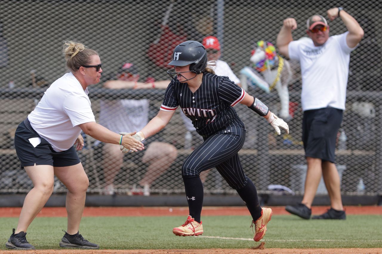 AHSAA 7A Softball Championship