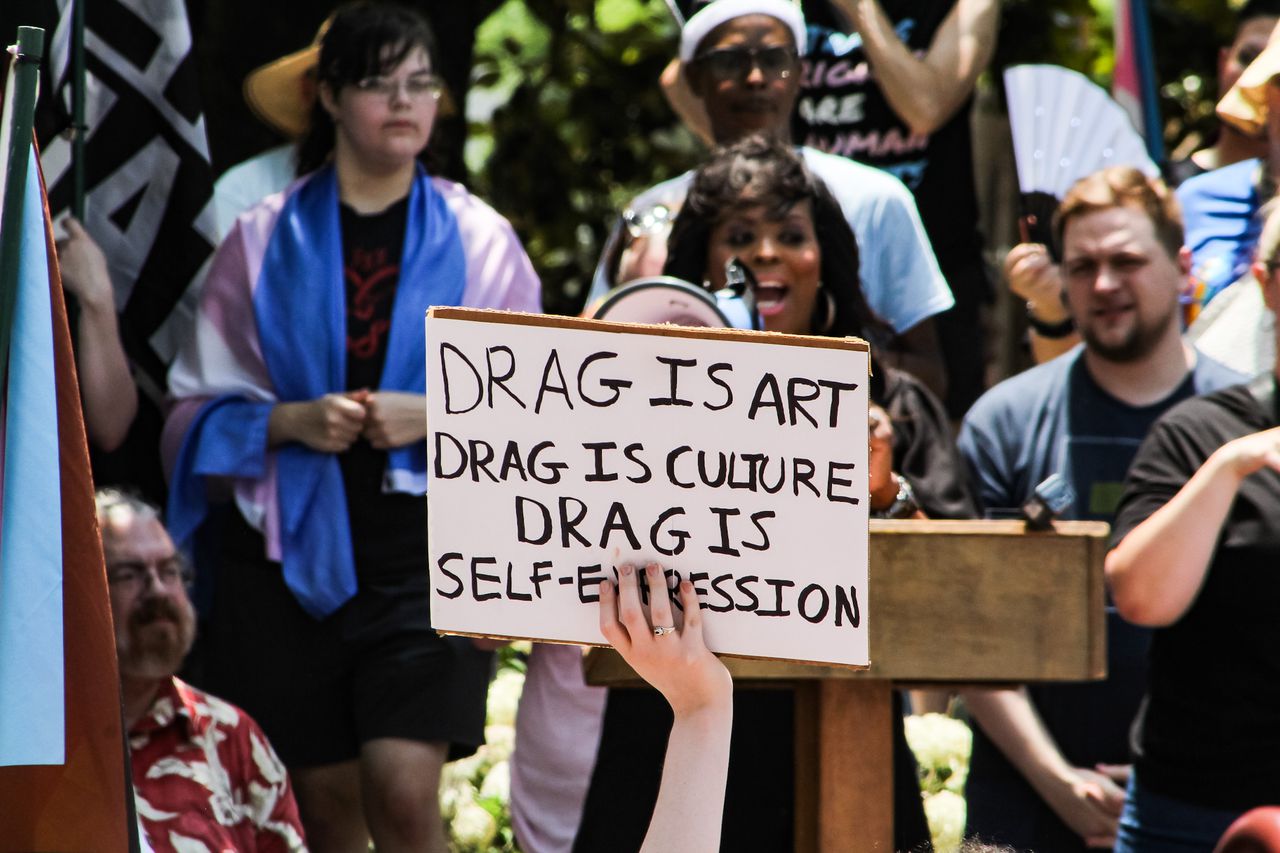 Mobile officials hear complaints about drag queen show at city park: Not âfamily friendlyâ