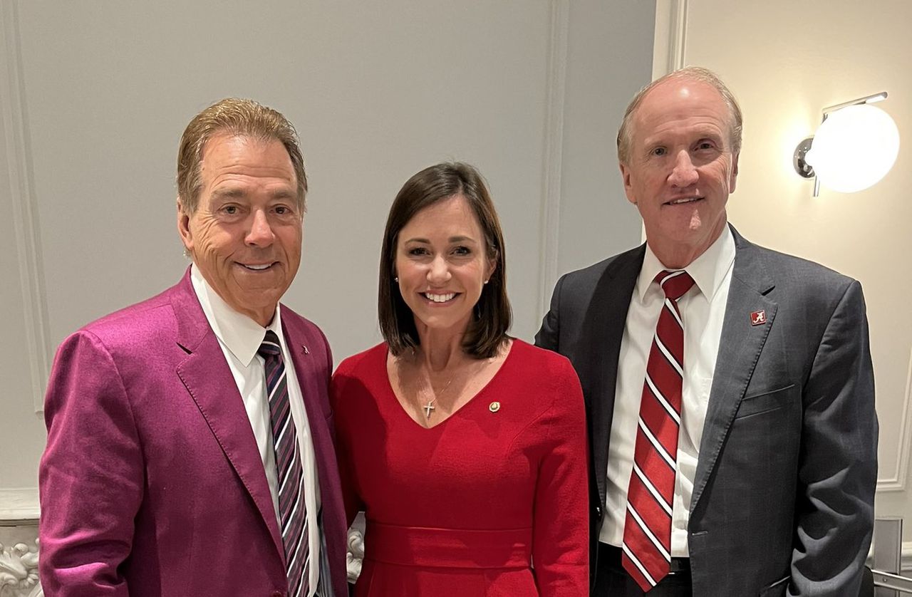 Nick Saban, Greg Sankey, Sen. Katie Britt have âgreat meetingâ on NIL