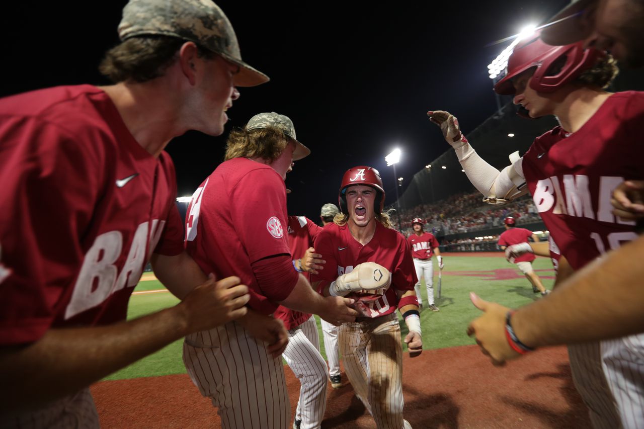 Ninth-inning magic sends Alabama to wild regional win over Troy