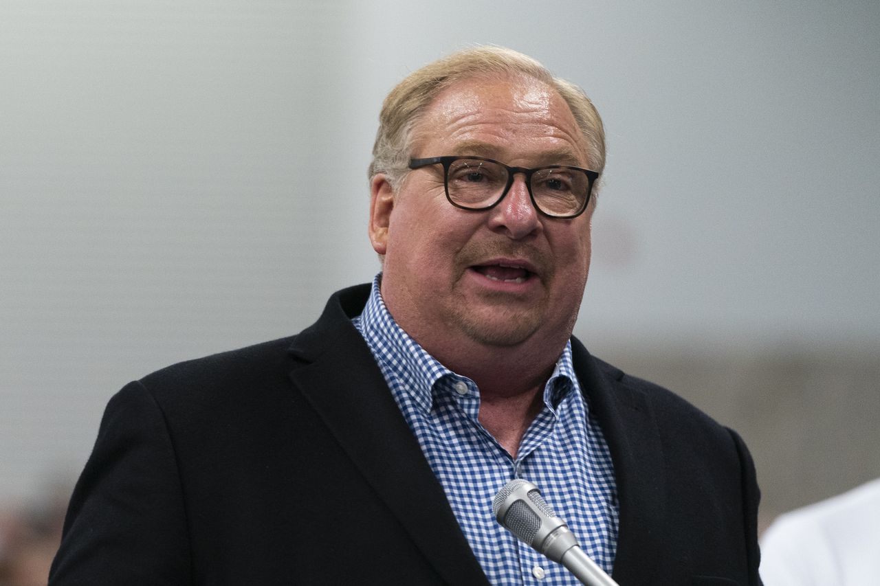 Rick Warren asks women for forgiveness in fight to reverse Southern Baptistâs ban on Saddleback