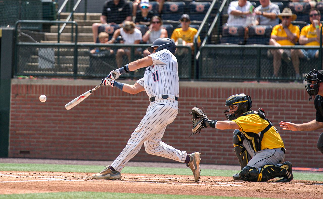 Samford eliminated from Regional by Southern Miss, 9-4