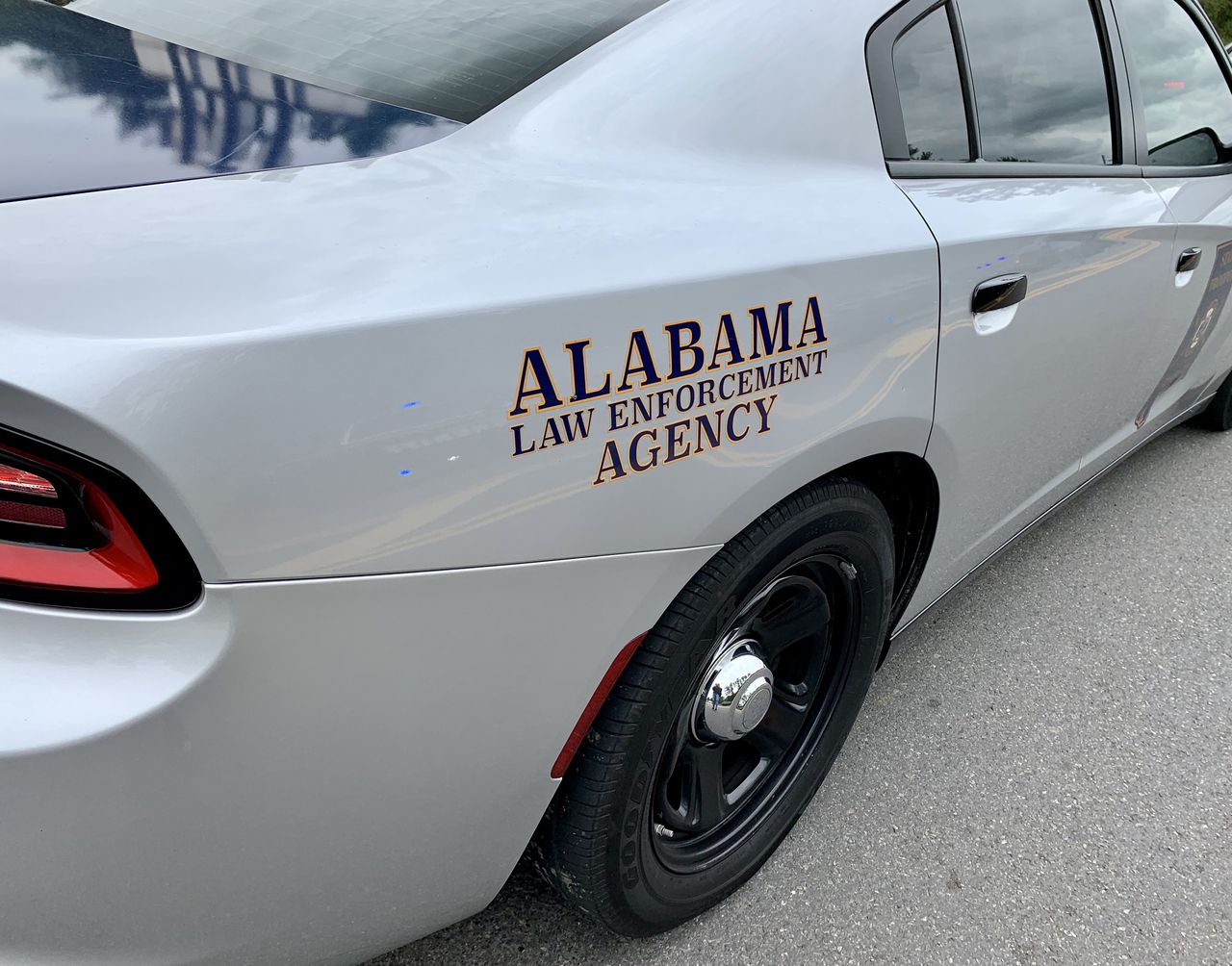 South Carolina man killed, 4 injured in head-on Alabama crash