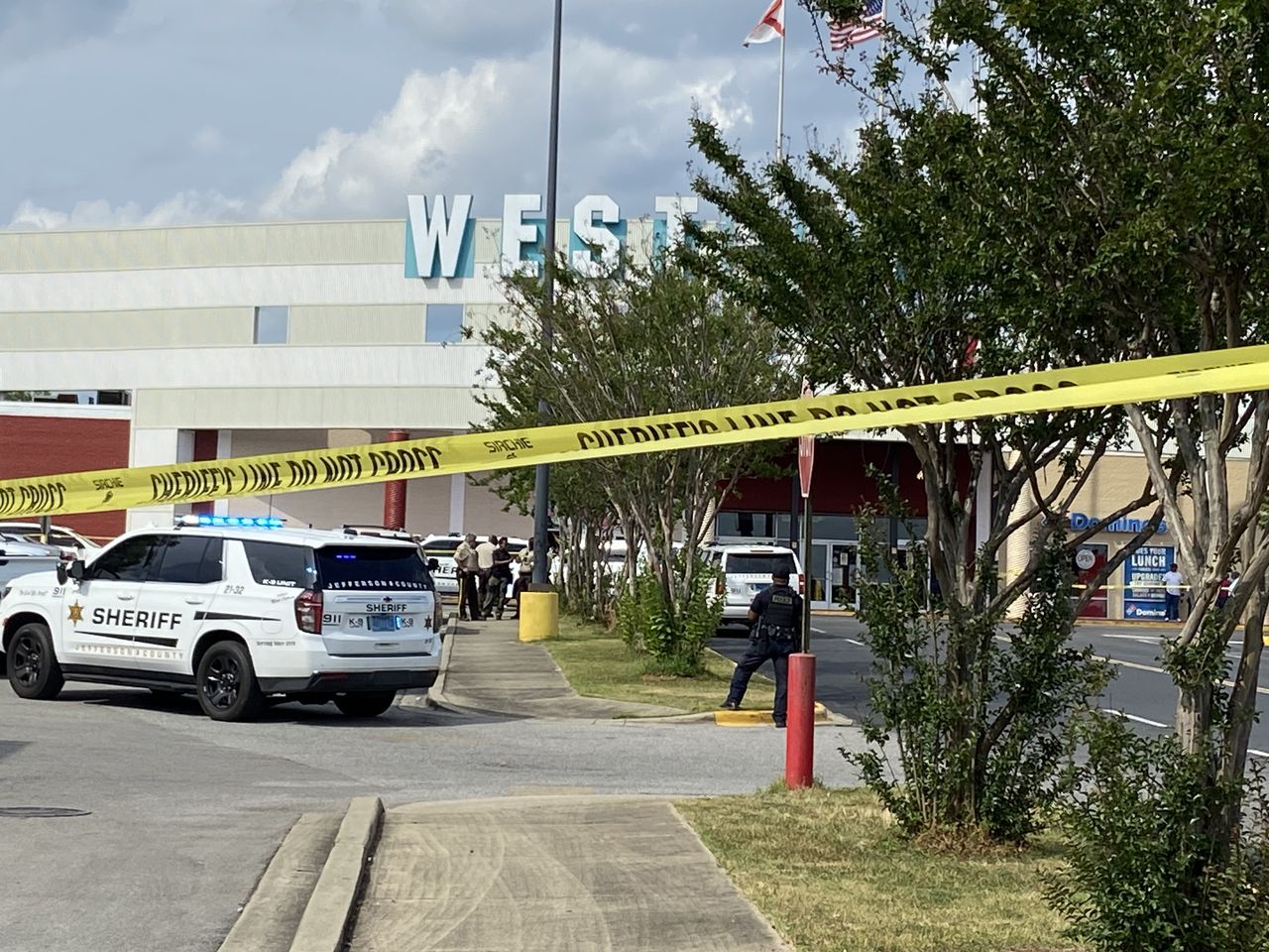 Teen fatally gunned down outside Western Hills Mall in Fairfield