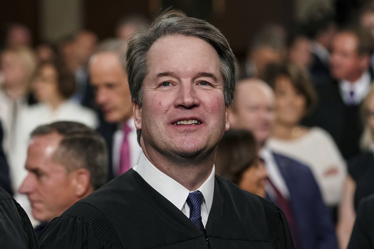 Why Brett Kavanaugh believes Alabamaâs congressional map violates Voting Rights Act