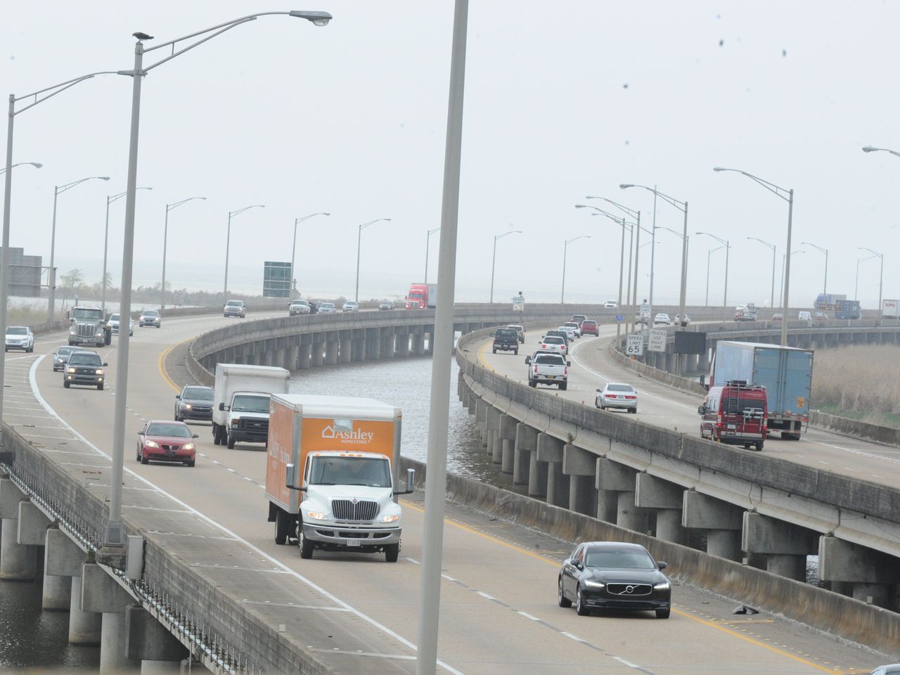 I-10 truck traffic