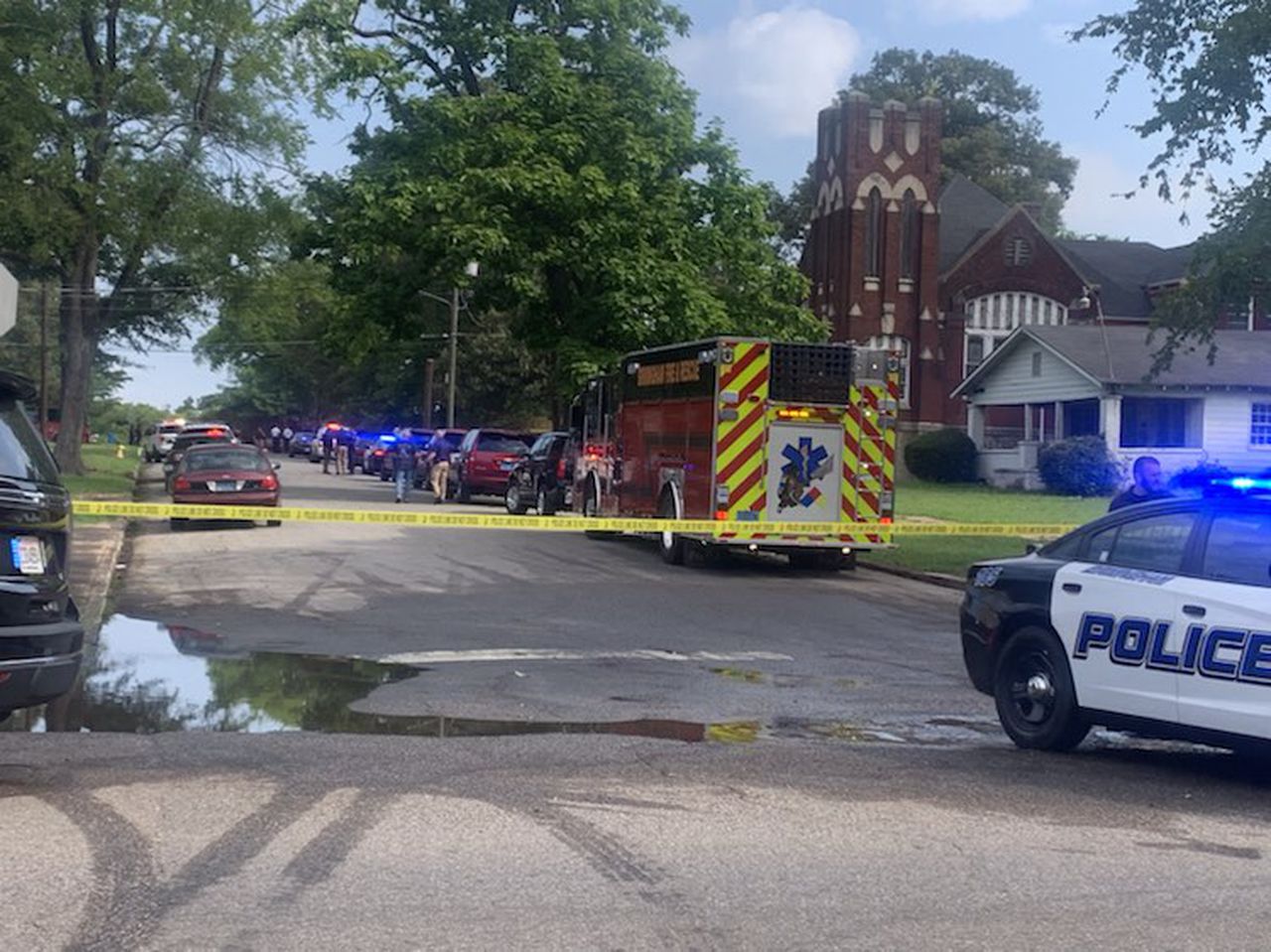2 Birmingham firefighters shot at Norwood fire station