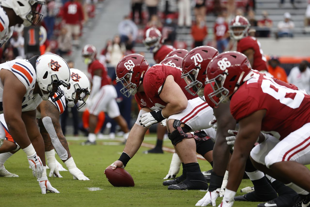 4-star OL William Sanders marks historic commitment for Alabama football