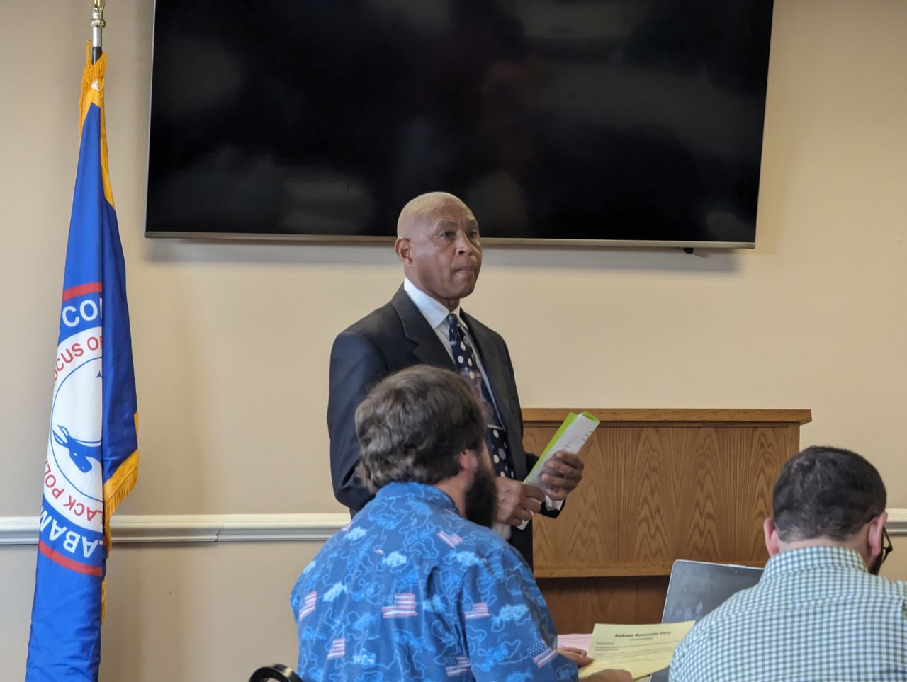Alabama Democratsâ board meeting made private after members protest