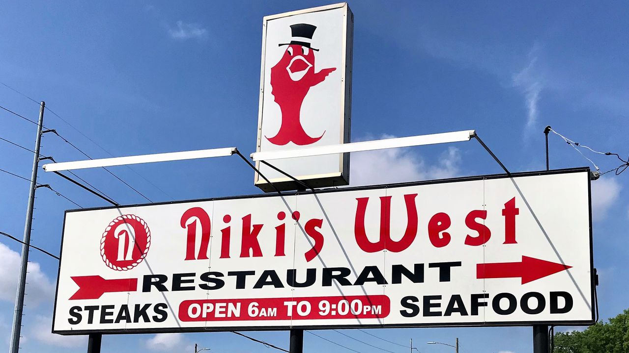 Niki's West Steak & Seafood Restaurant