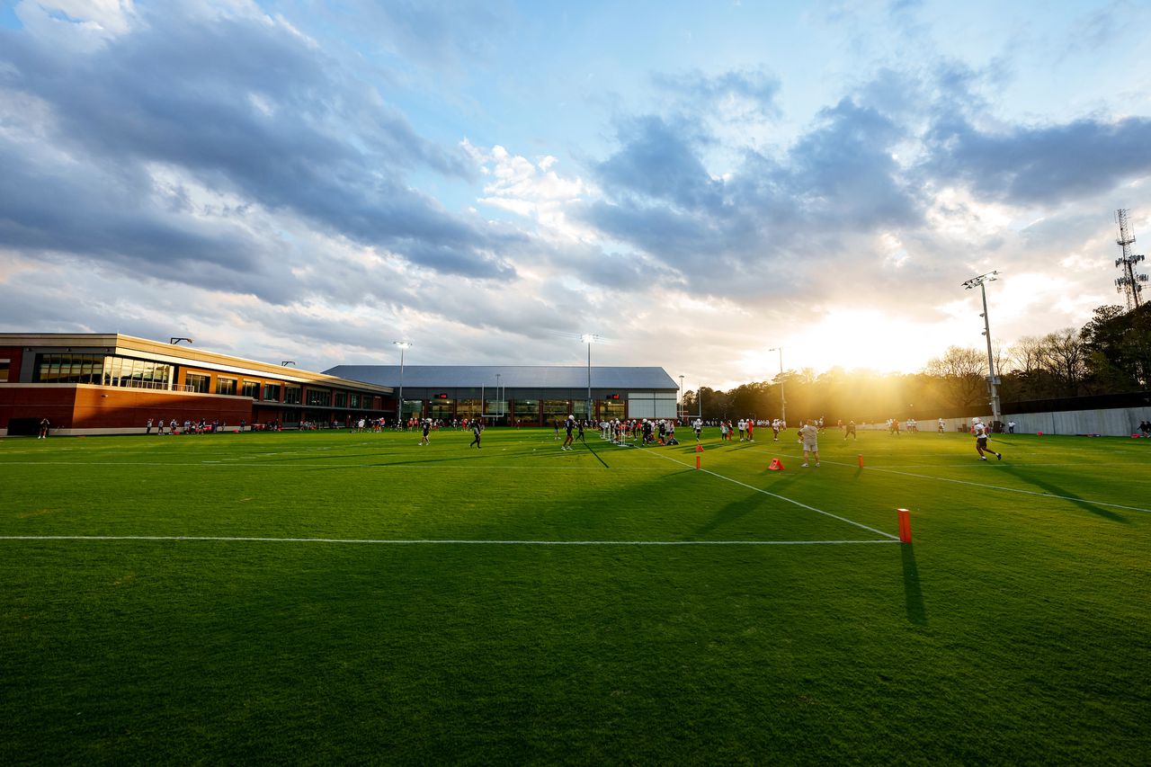 Auburn announces fall camp practice schedule