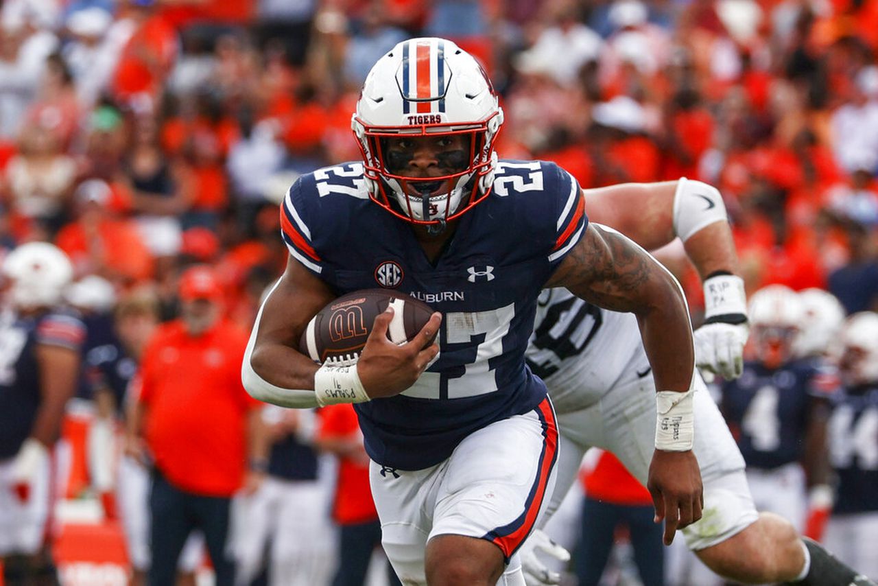 Auburn running back Jarquez Hunter preparing for increased role in 2023