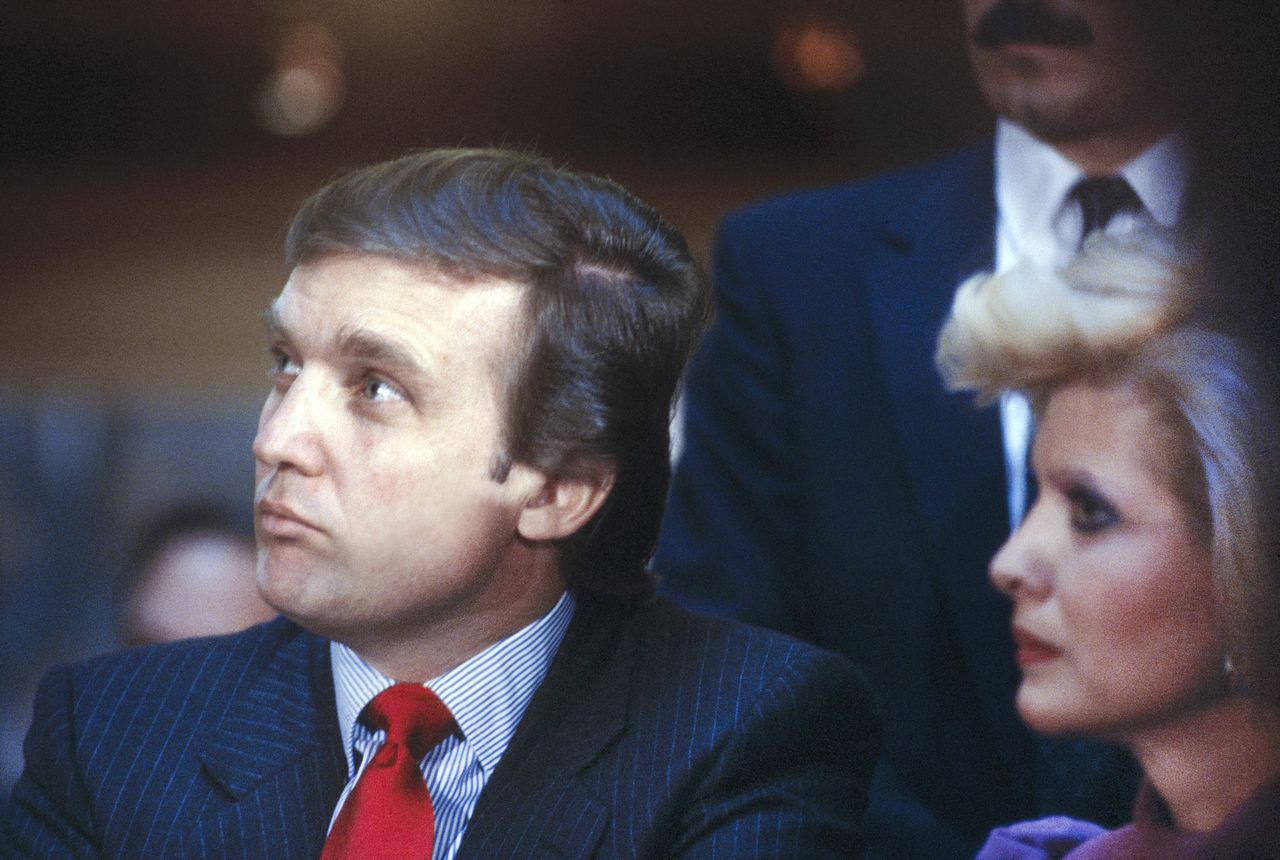 Owner Donald Trump and wife Ivana Trump during USFL New Jersey Generals Press Conference, Trump Tower, New York City, New York, USA, Bernard Gotfryd, February 1985