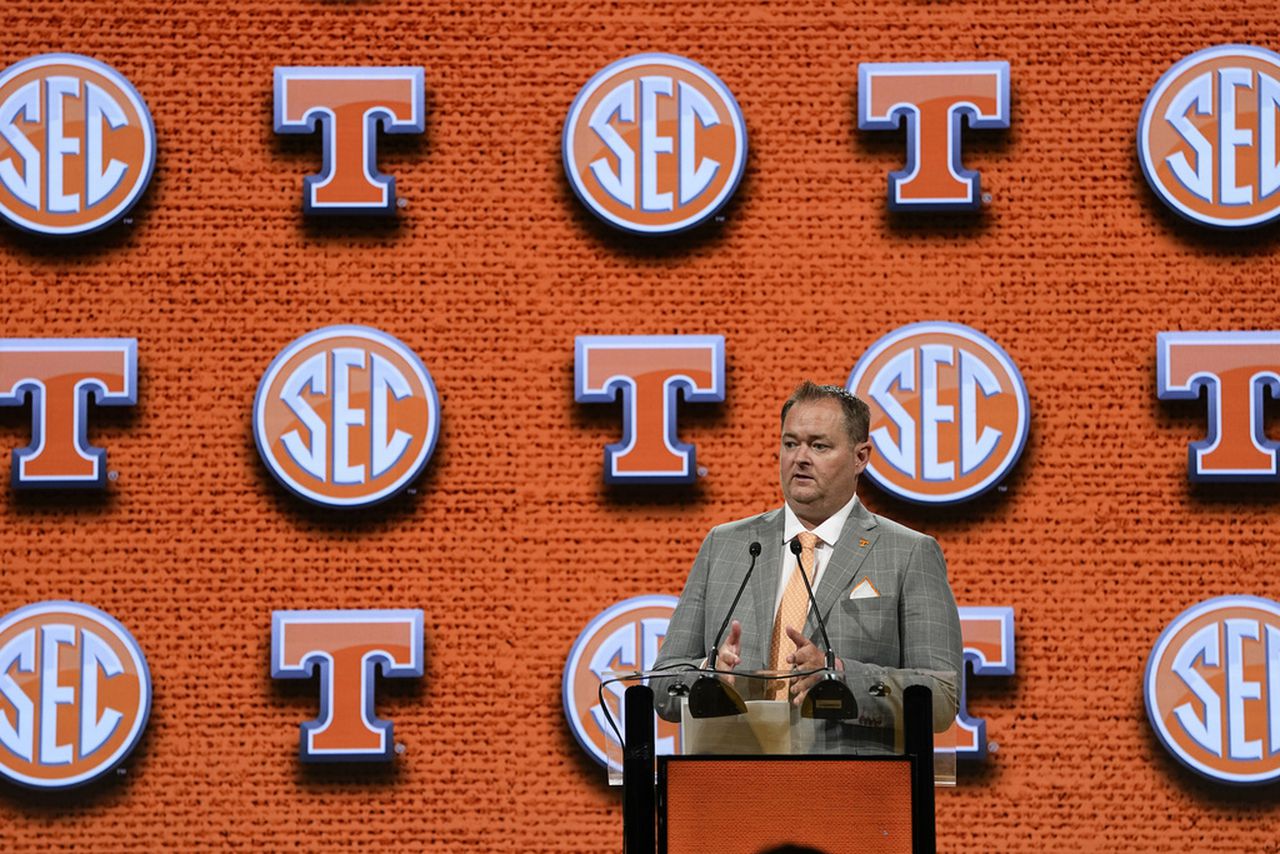 Heupel gets in early dig at future SEC opponent Texas