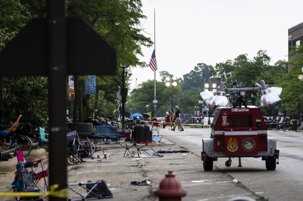 Highland Park marks 1 year after July 4 shooting with community walk