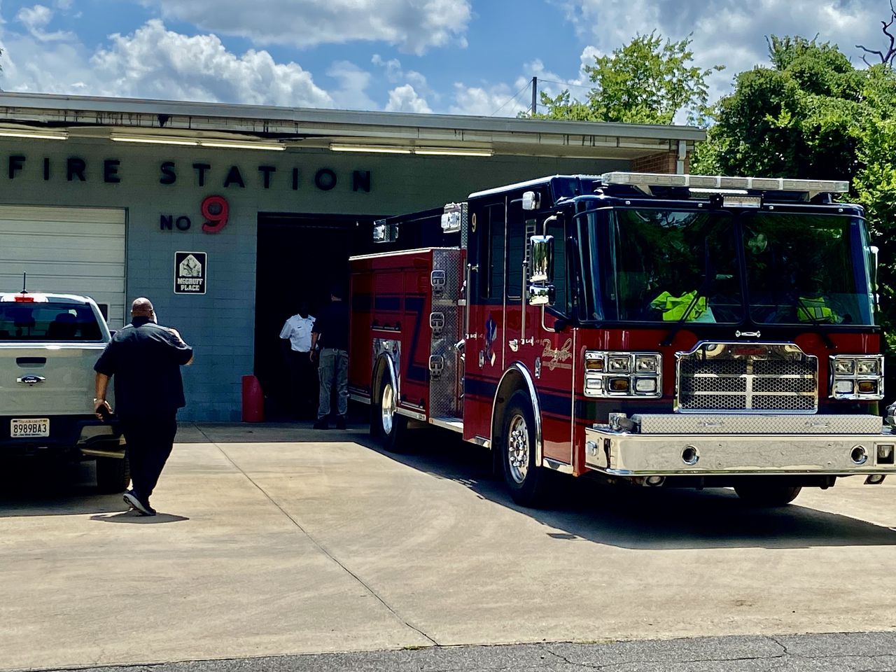 Ivey offers rewards in âheinousâ shooting of 2 Birmingham firefighters, orders flags lowered