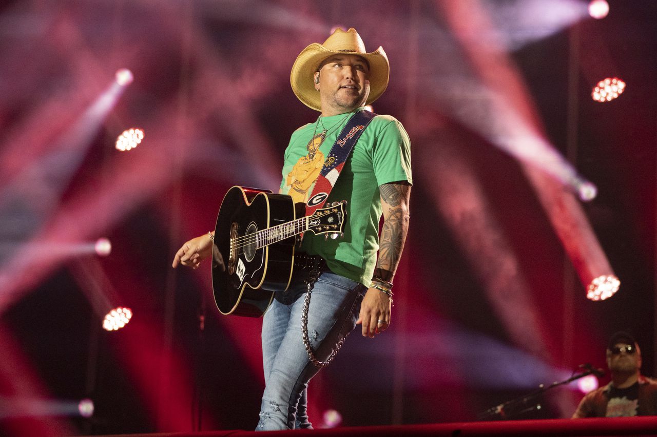 Jason Aldean on âSmall Townâ critics: âCancel culture ... will try to ruin your lifeâ