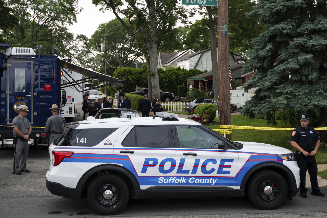 Long Island serial killer probe continues; architect charged in 3 of 11 deaths