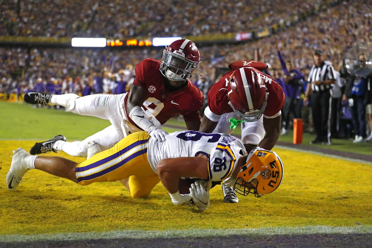 LSUâs Brian Kelly on decision to go for 2 in win over Alabama: âRun the damn playâ