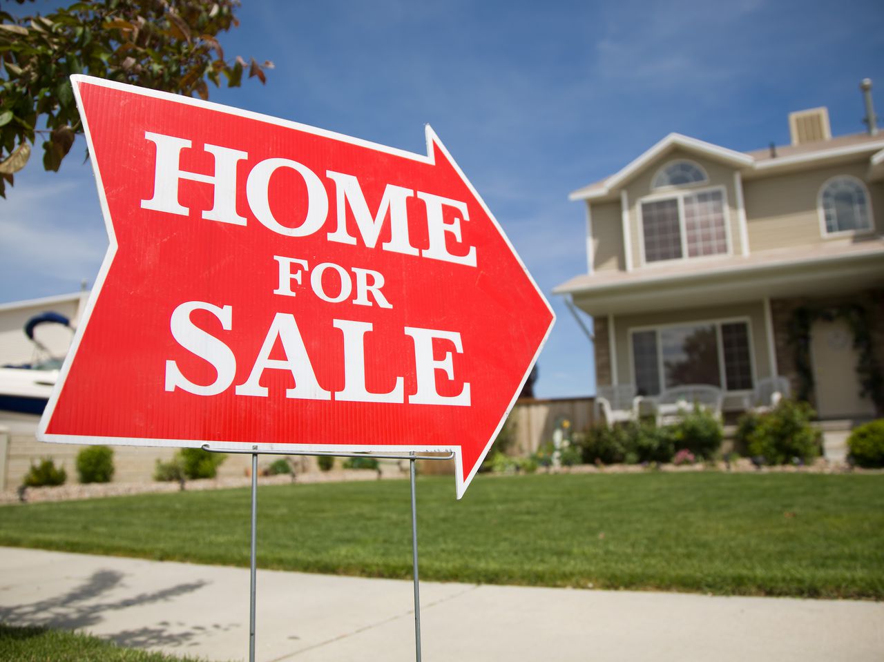 Mobileâs real estate market remains sellerâs market in June, sales slowing