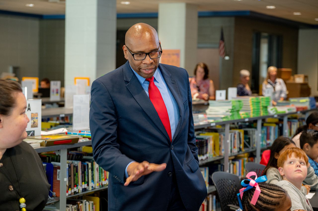 New Huntsville superintendent tackling districtâs toughest problems