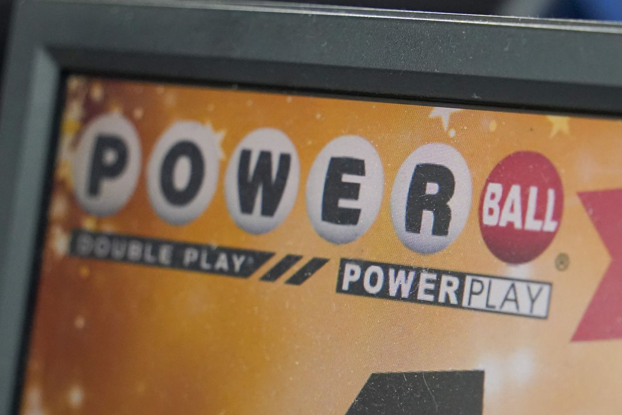 Powerball jackpot at $900 million, 3rd largest in history: When is next drawing?