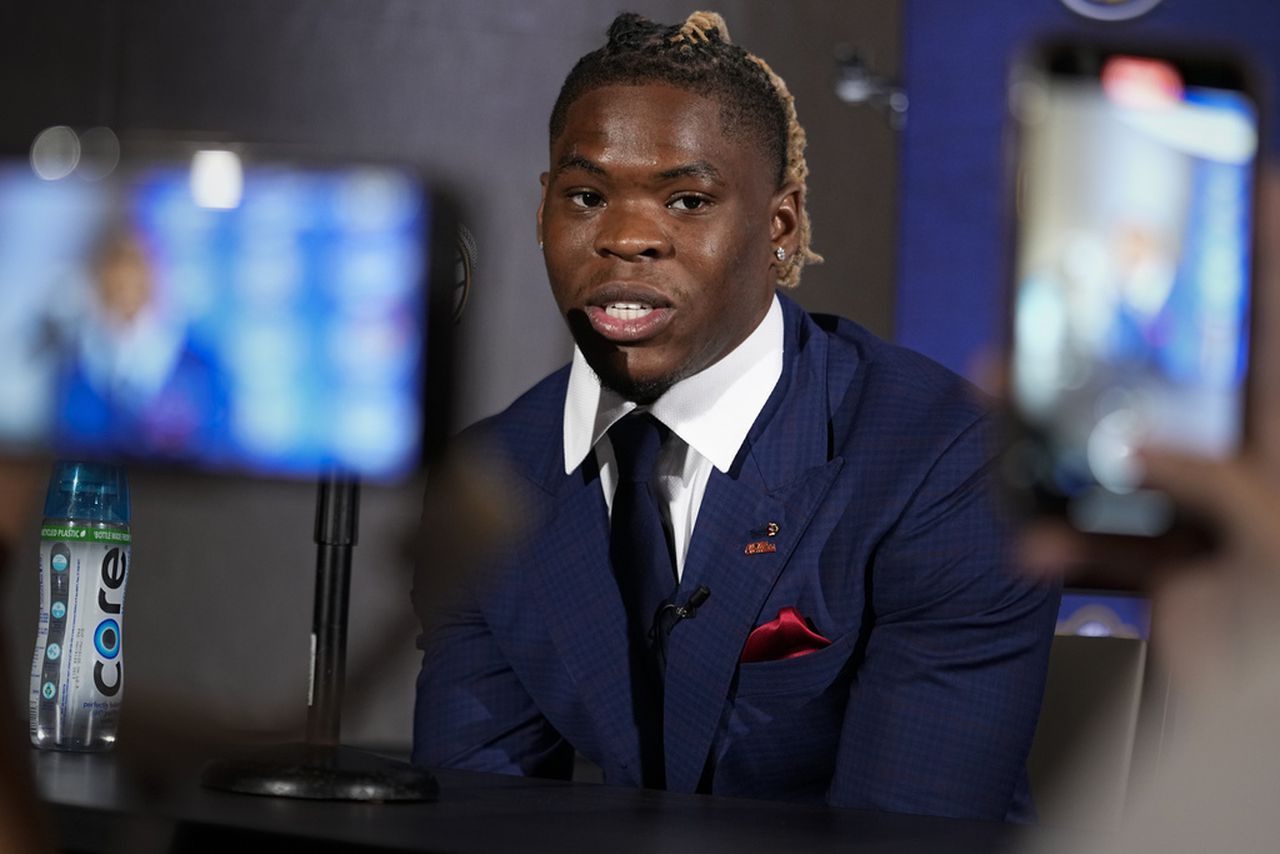 Quinshon Judkins reportedly purchased Mercedes from Nick Sabanâs dealership