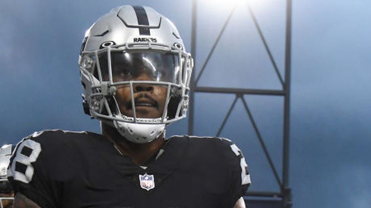 Raiders start training camp without Josh Jacobs