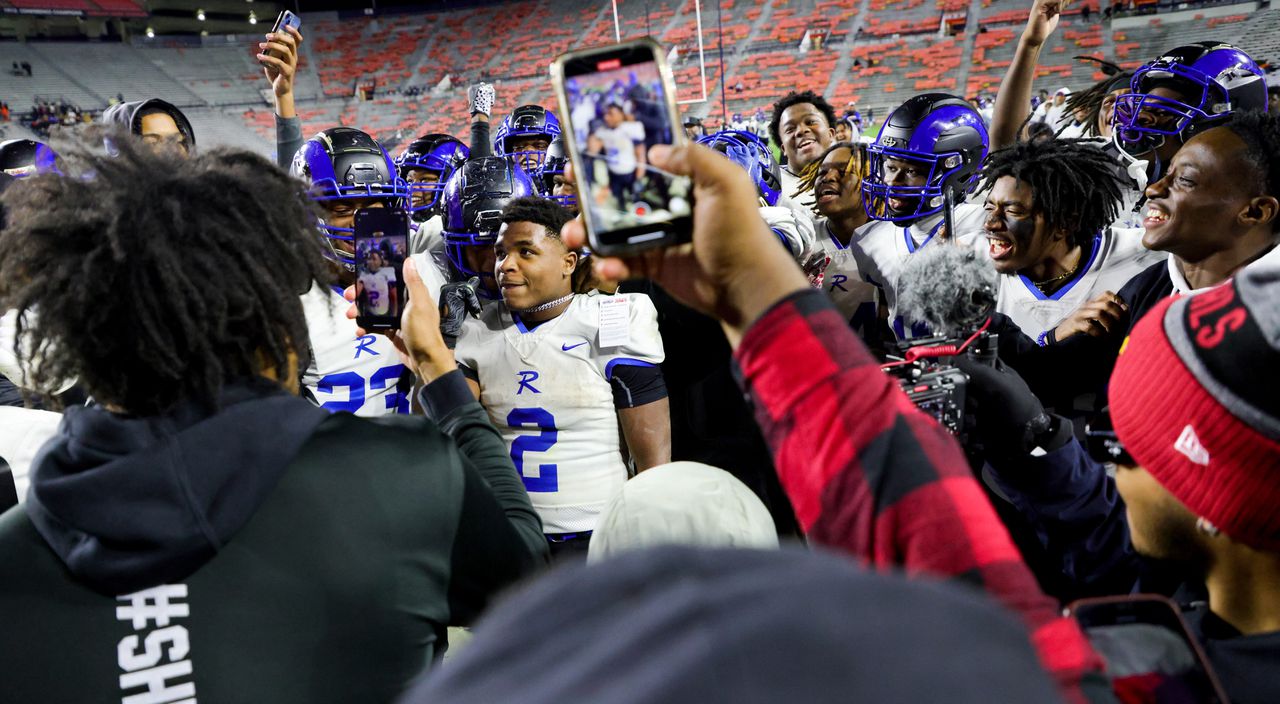 Recruiting update: Class 5A championship MVP Ramsay running back stays in state, more