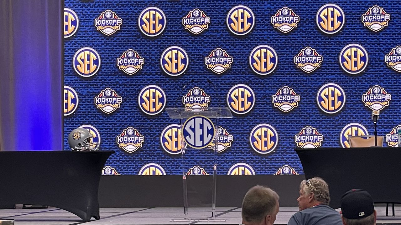 Whatâs the biggest question for Alabama, Auburn and the rest of the SEC West ahead of media days?