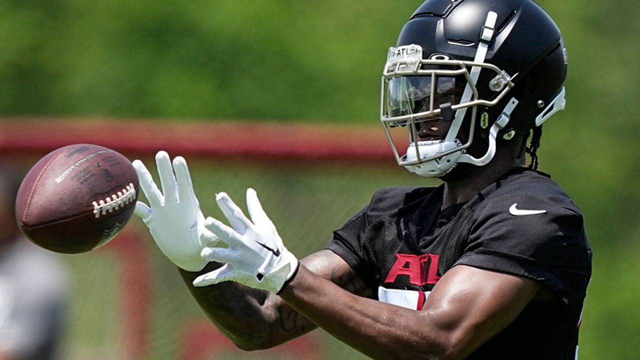 Will DeMarcco Hellams be part of a Falconsâ turnaround?