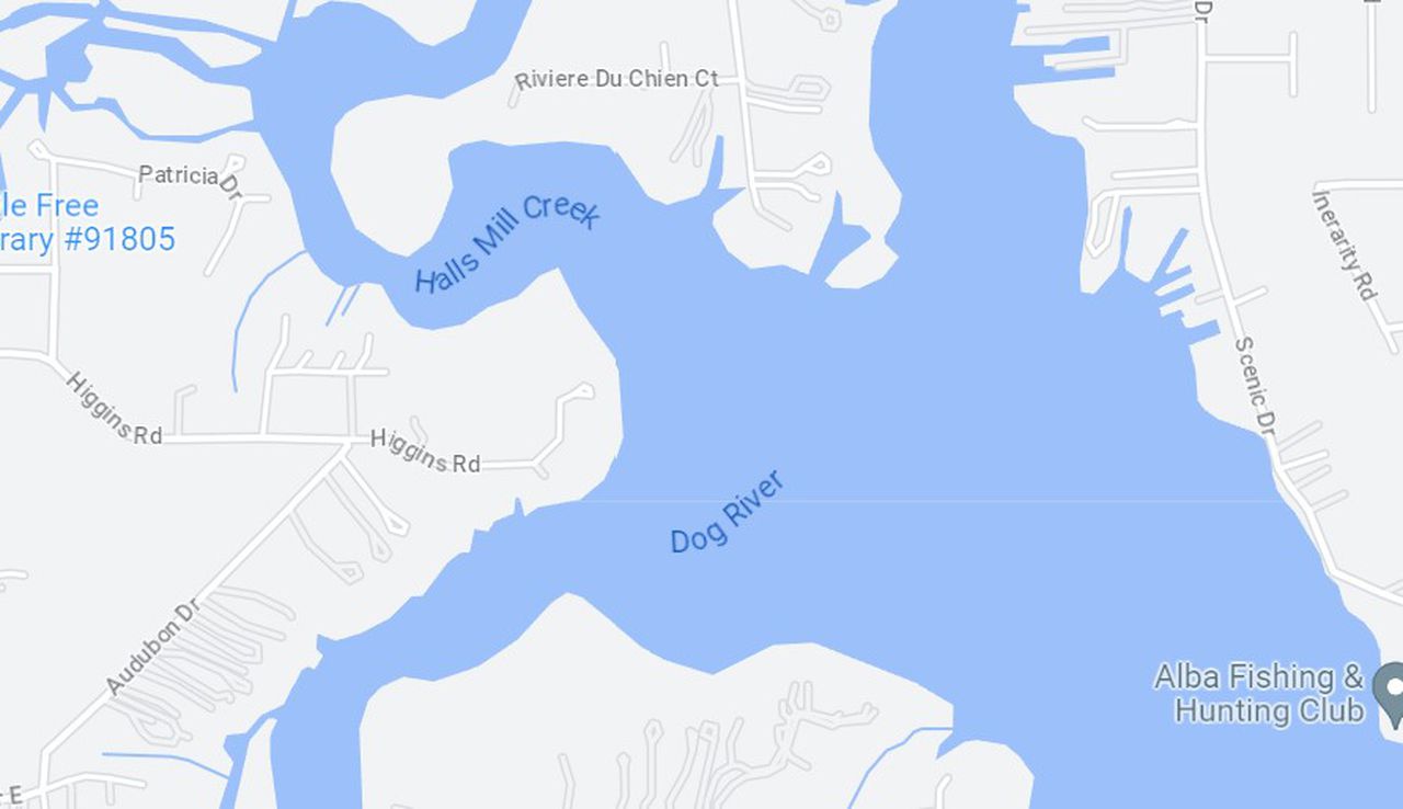 1 dead, multiple people injured in Halls Mill Creek boat crash, Mobile Fire Rescue says