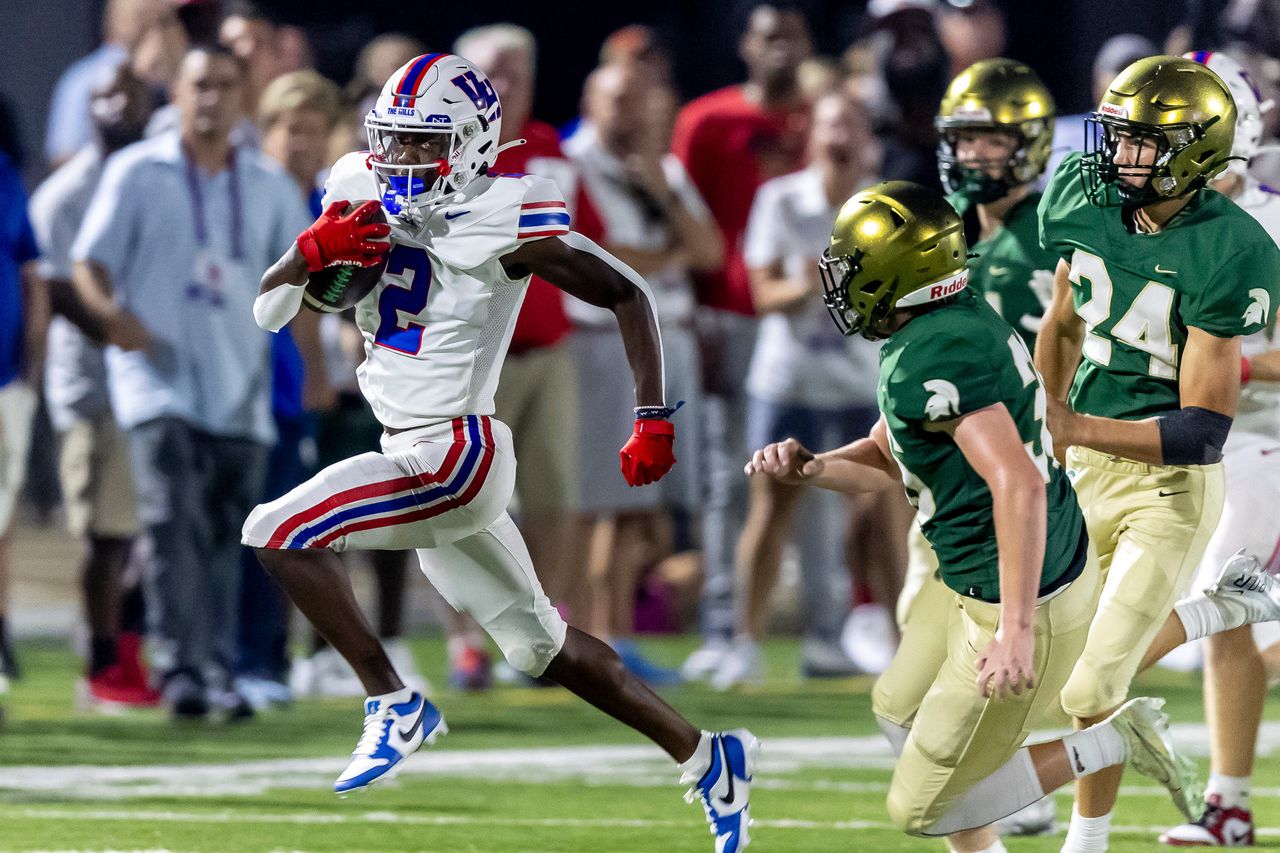 2023 HS Football - Vestavia Hills at Mountain Brook