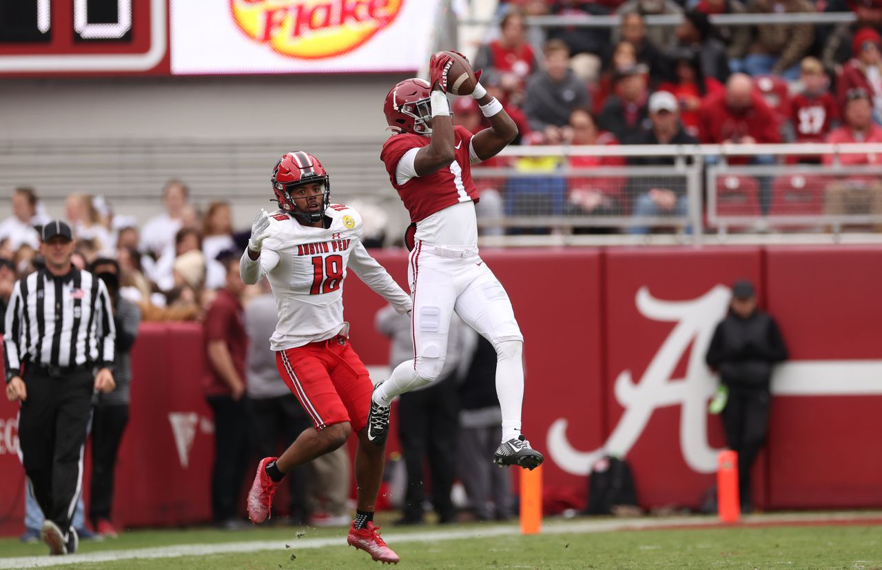 Alabama football lands 3 players on preseason AP All-American teams