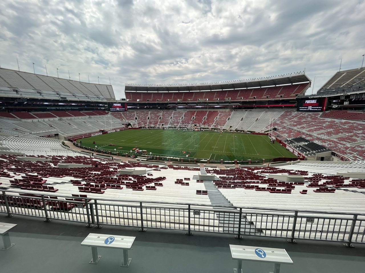 Alabama football's new playing surface earns positive reviews from players