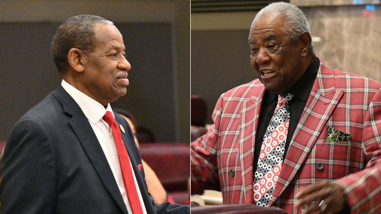 Alabama lawmakerâs assistant indicted in federal kickback scheme