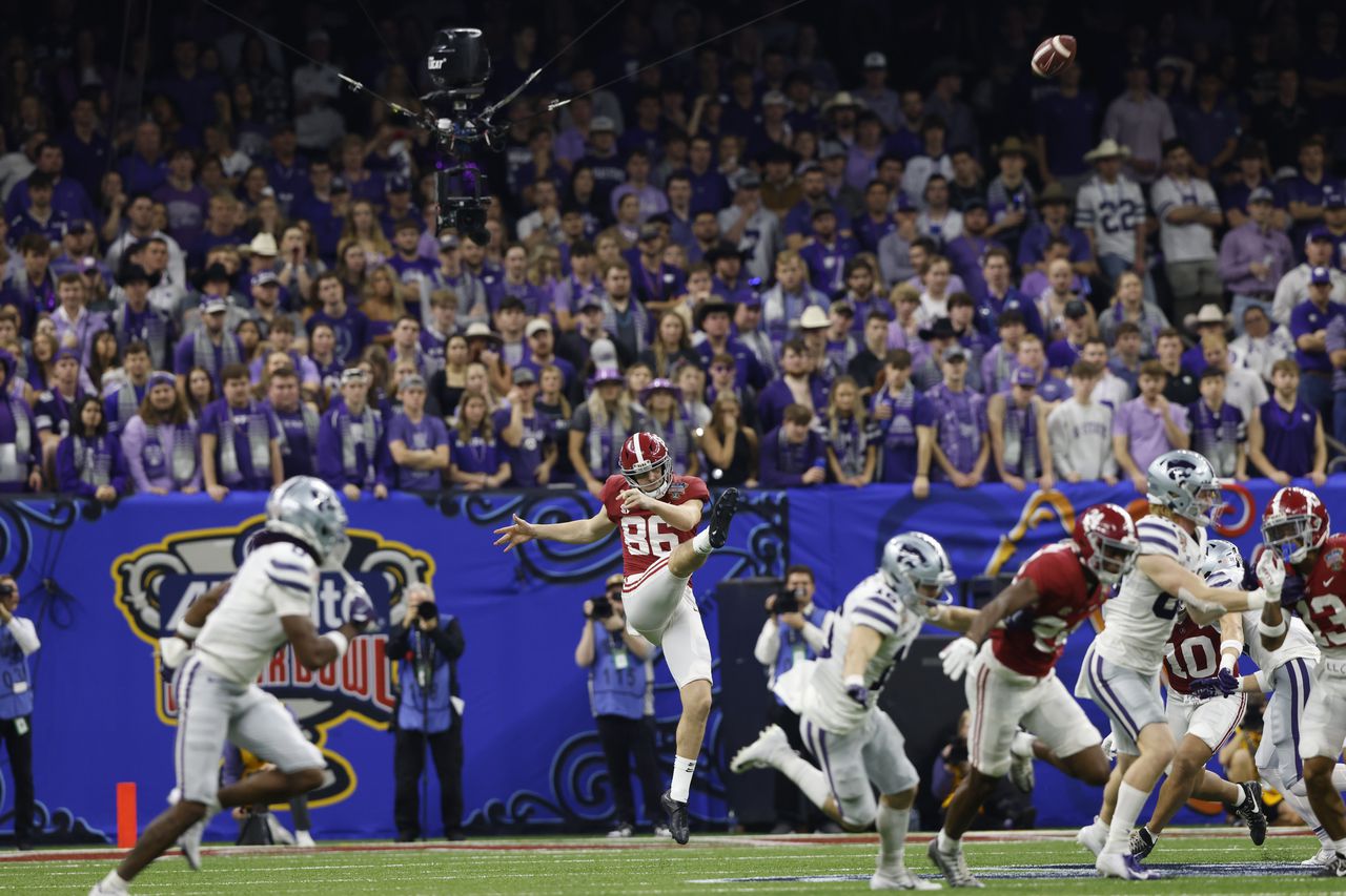 Alabama's Australian punter James Burnip reviews Outback Steakhouse