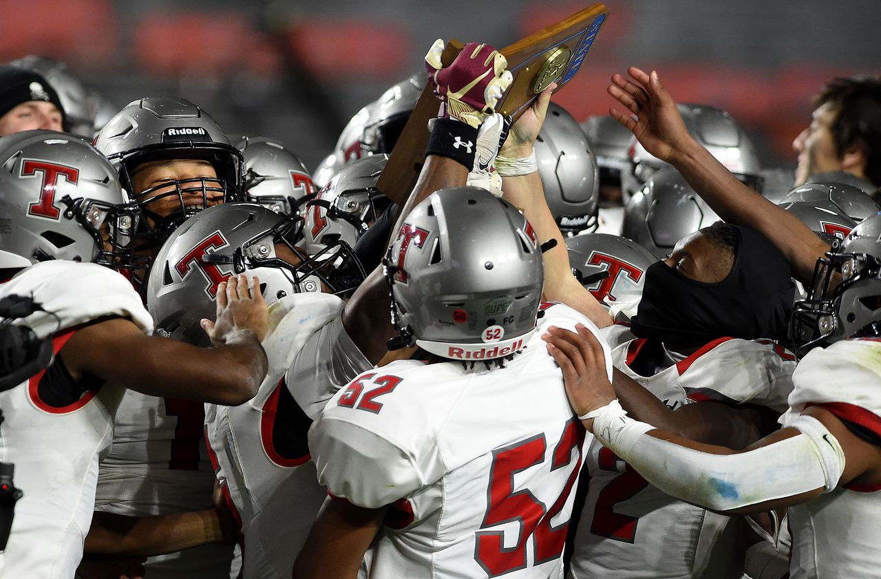 ASWA rankings: Reigning champs headline 1st 2023 football poll