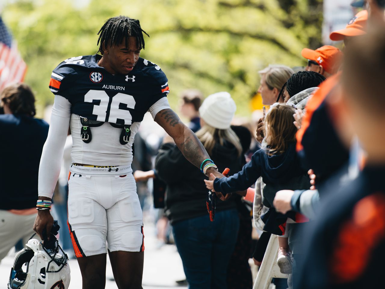Auburn senior CB Jaylin Simpson impressed early by pair of freshman defensive backs