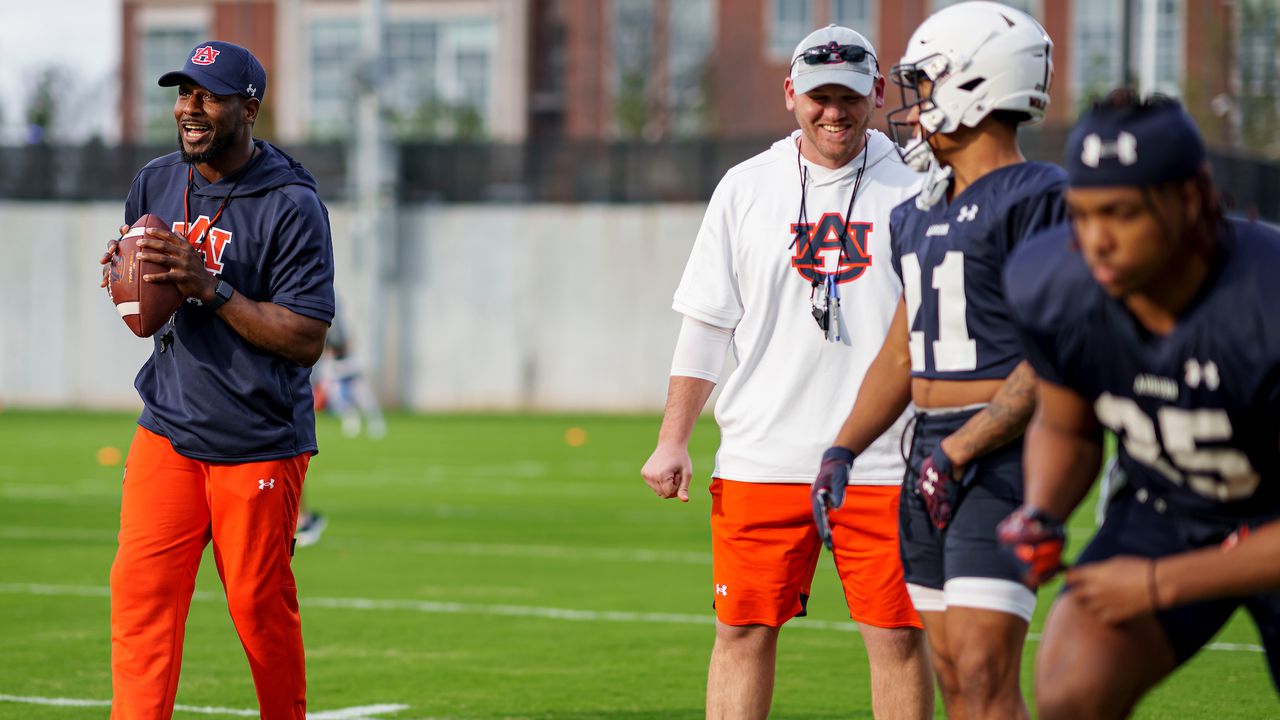 Auburn's deep running back is deep, just how Cadillac Williams likes it