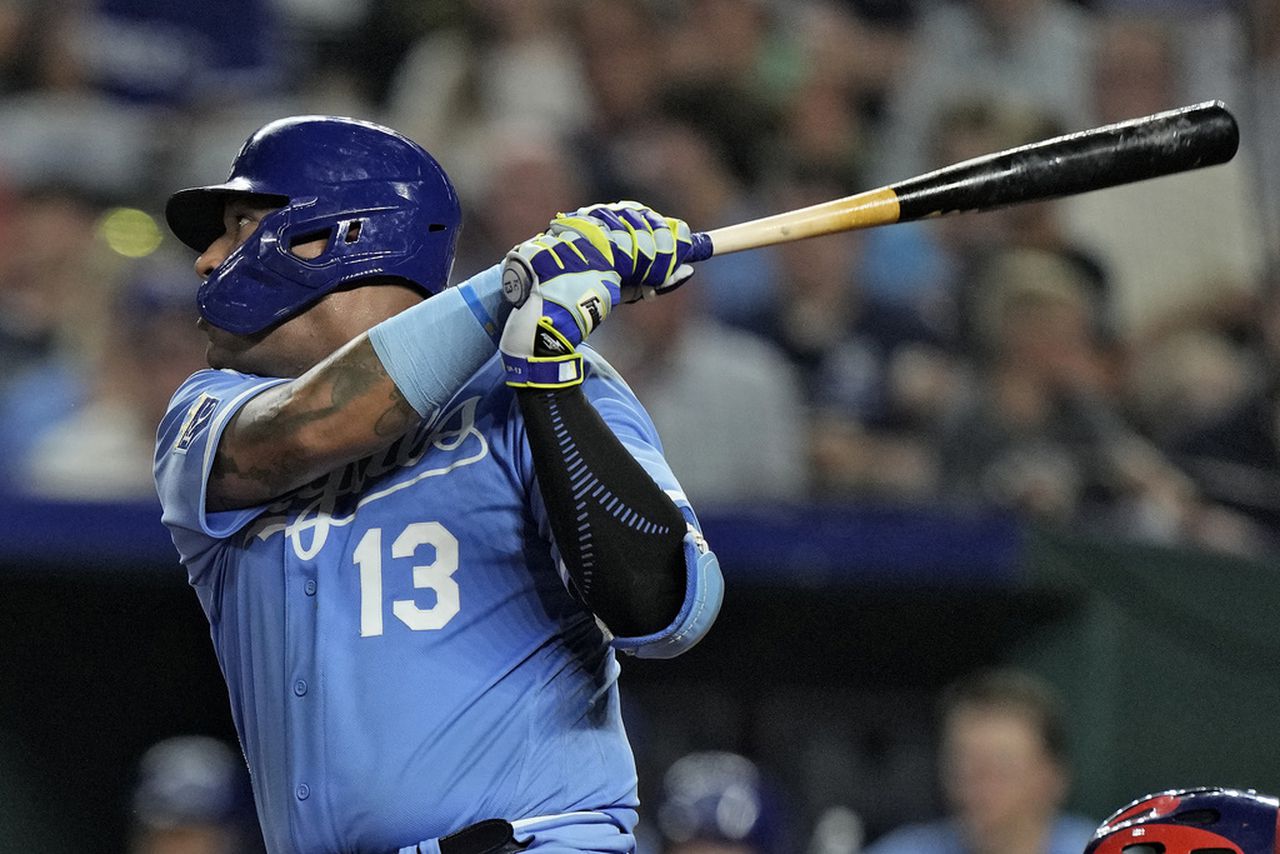 Cardinals-Royals MLB 2023 live stream (8/12), watch online