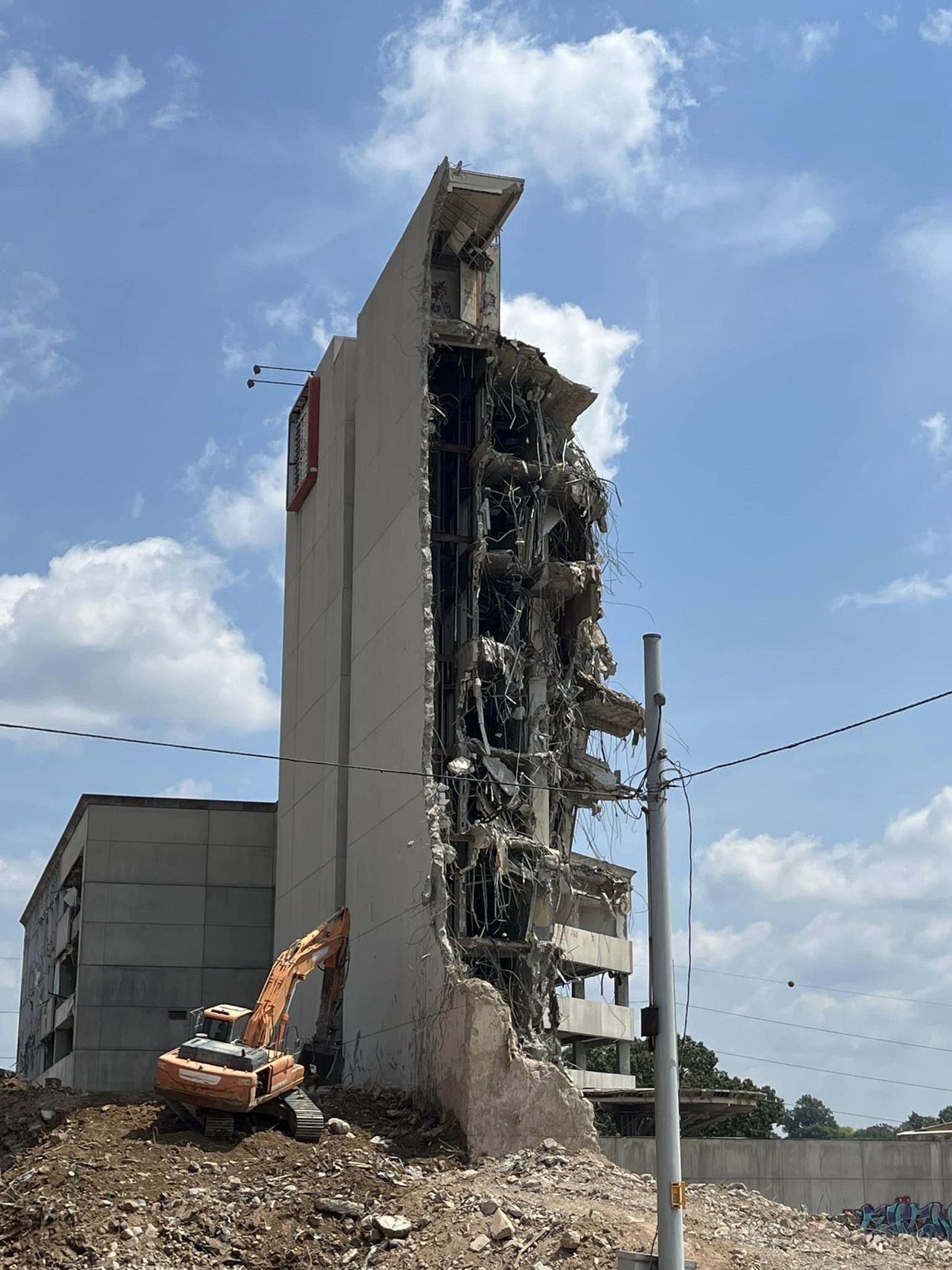 Carraway tower coming down