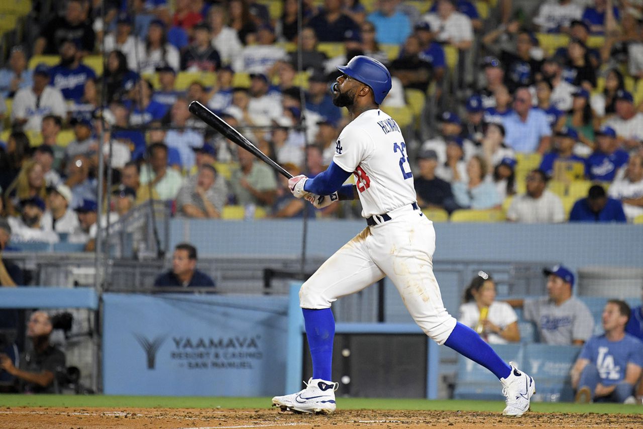 Dodgers-D'backs MLB 2023 live stream (8/29), watch online