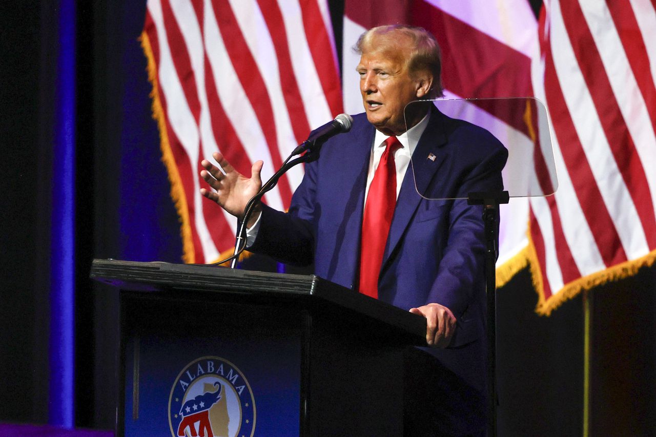 Donald Trump in Alabama: âWe need one more indictmentâ to win this election
