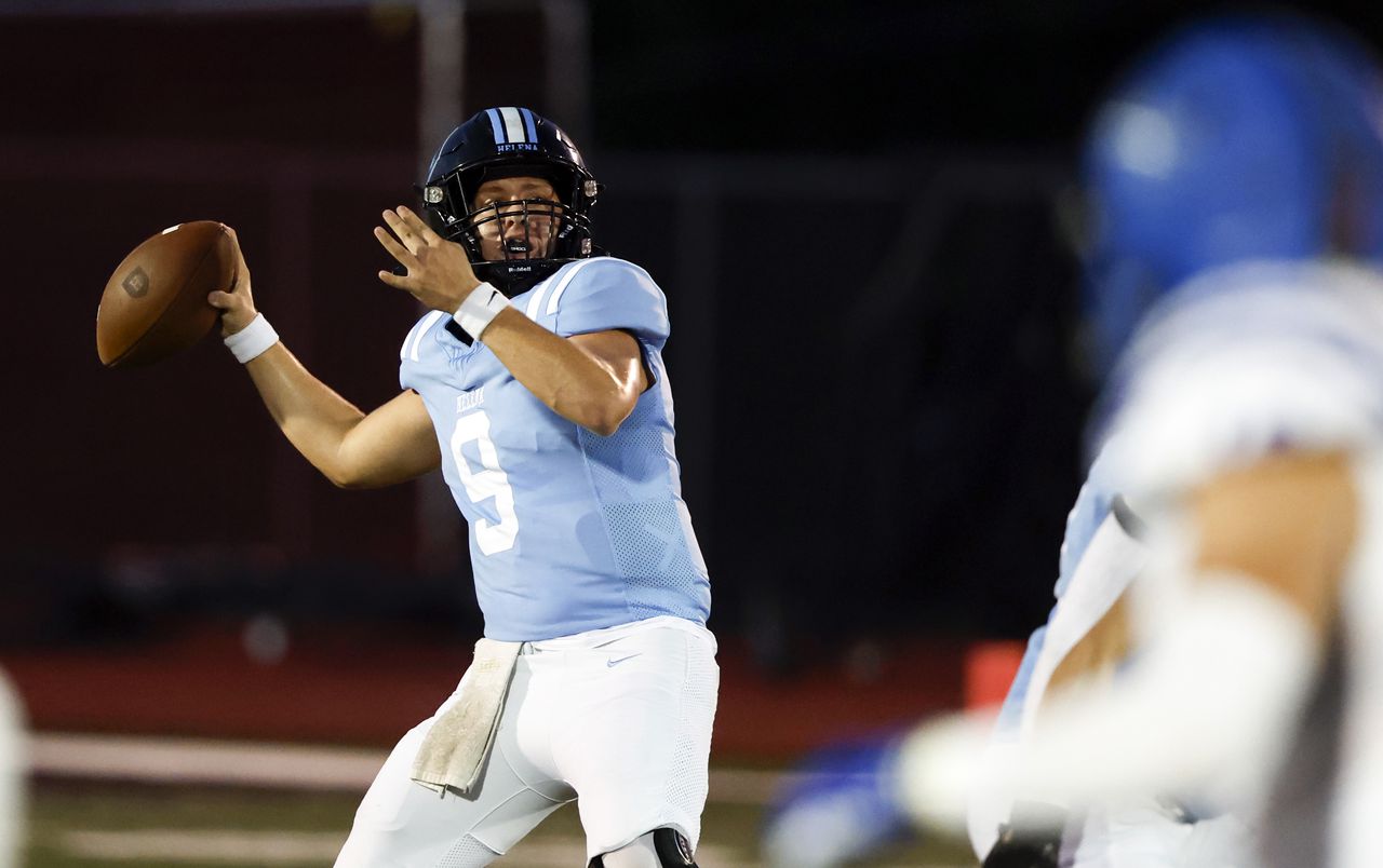 Explosive Helena offense streaks past Chelsea 50-14